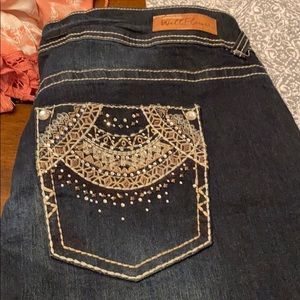 Wallflower jeans